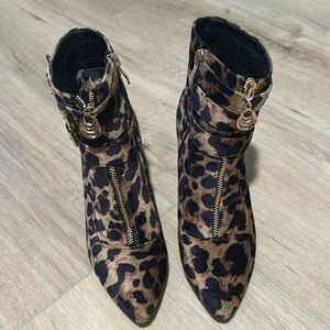 idifu animal print boot